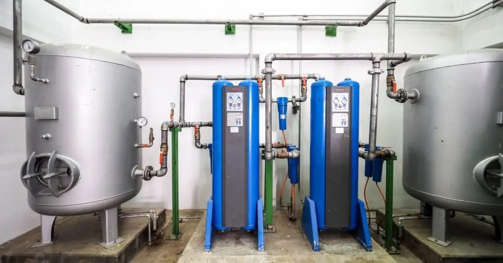 Hệ thống khí nén công nghiệp trong nhà máy sản xuất hiện đại